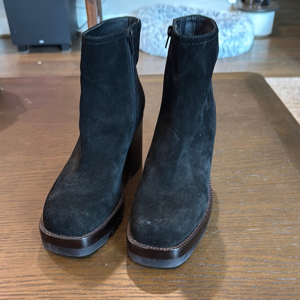 Jeffrey Campbell Black platform Suede Boots